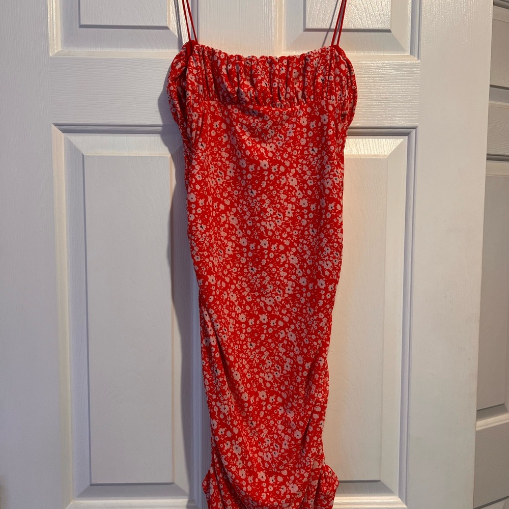 Hello Molly Red Floral Mini Dress‎ - Picture 3 of 3